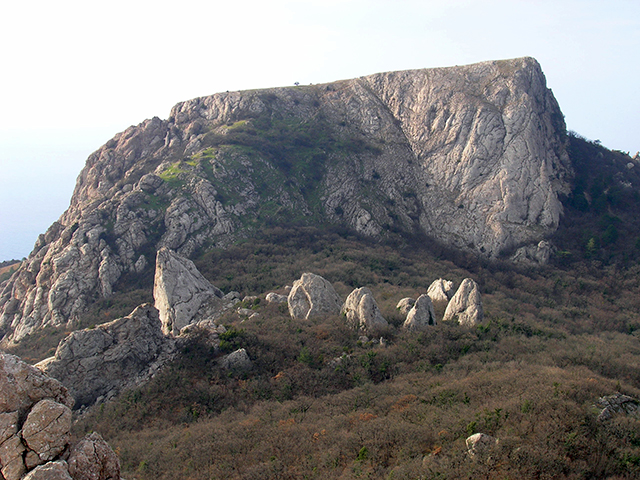 гора Ильяс-Кая и скалы Тышлара(крымский «Стоунхендж»)