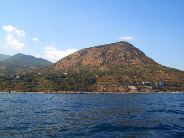 гора Кастель