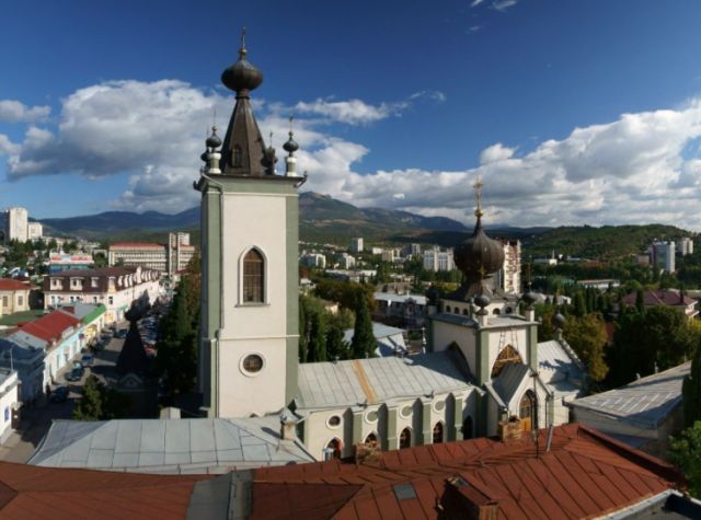 вид на храм с высоты птичьего полета
