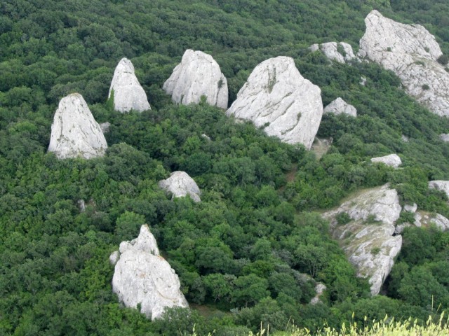 скалы Тышлар (крымский Стоунхендж)