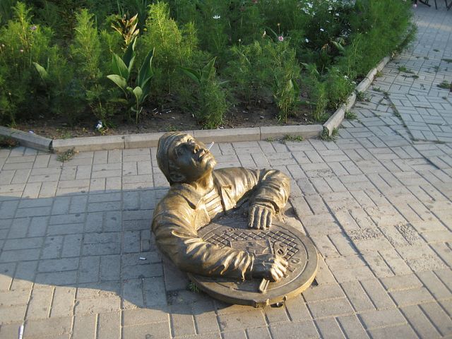 памятник «дяде Мише»