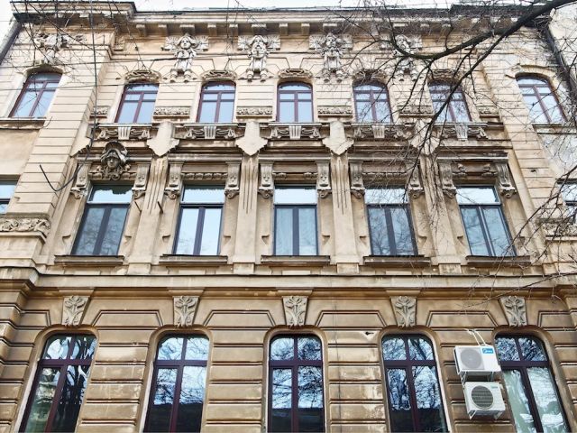 отделка верхних этажей дома Луцкого