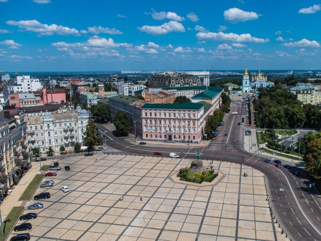 памятник Хмельницкому на Софиевской площади в начале ХХ века