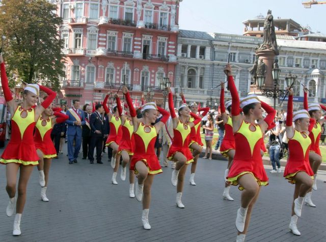 торжественное шествие на День города Одессы