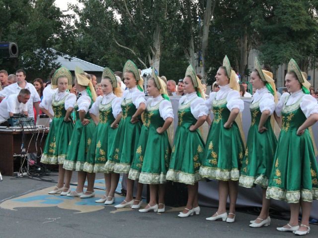 народные коллективы фествиаля «Млечный Путь»