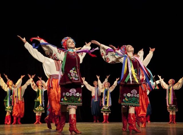 народные танцы на международном фестивале «Азовская жемчужина»